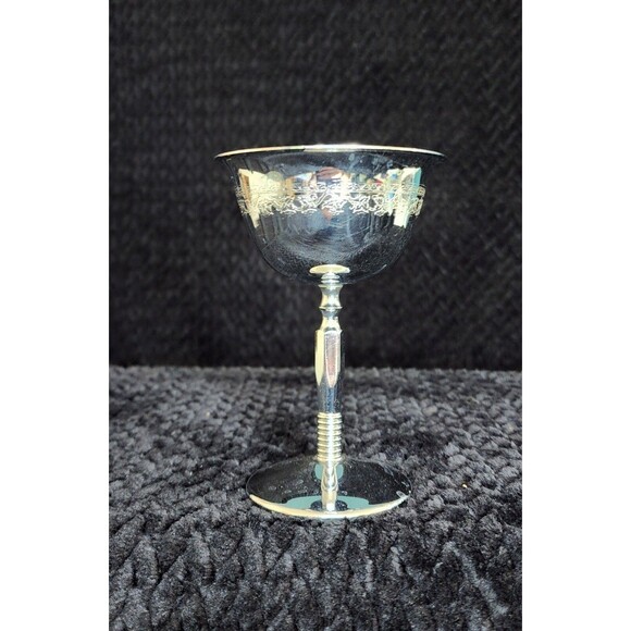 Set of 4 Vintage Etched Chrome Cocktail Glasses – Art Deco Barware - Picture 7 of 10